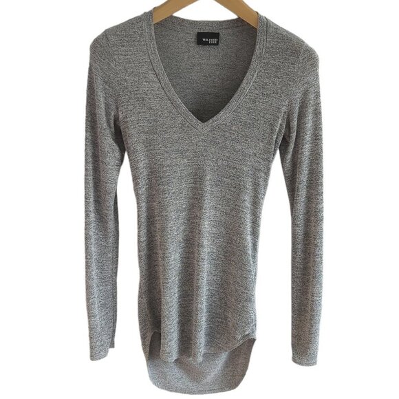 Aritzia Wilfred Free Luma Cut Out Top - Picture 3 of 6